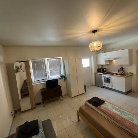 Apartamento Kleines Haeuschen *